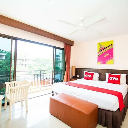 Oyo 343 Wanna Marine Hotel Patong Exterior photo