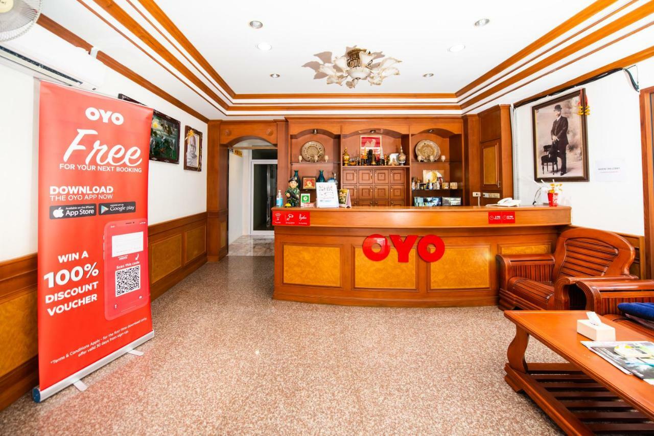 Oyo 343 Wanna Marine Hotel Patong Exterior photo